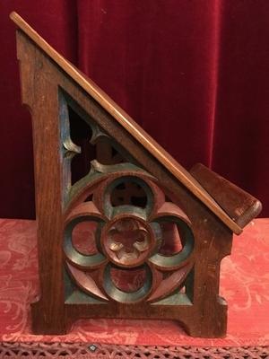 Missal Stand style Gothic - style en Oak wood, Belgium 19th century ( anno 1890 )