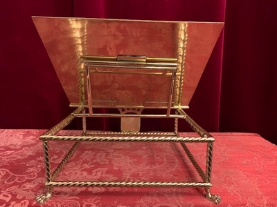 Missal Stand Adjustable style Gothic - style en Brass / Bronze / Polished / New Varnished, Belgium 19th century ( anno 1890 )