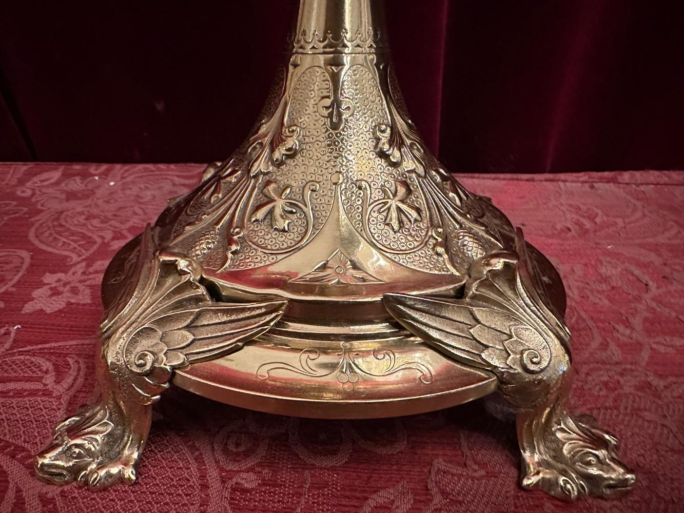 1 Gothic - Style Monstrance