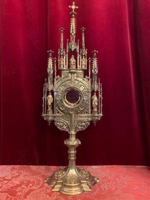 Monstrance style Gothic - style en Brass / Bronze / Silver Plated, Dutch 19 th century ( Anno 1875 )