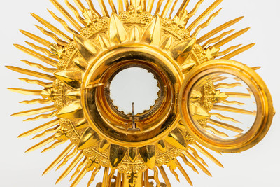 Monstrance  style Gothic - style en Brass / Gilt / Stones / Glass, Belgium 19 th century