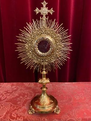 Monstrance style Gothic - style en Brass / Glass / Stones, France 19 th century