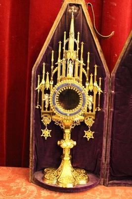 Monstrance With Original Case. style Gothic - style en Bronze / Gilt / Enamel / Stones, Belgium 19th century ( anno 1875 )