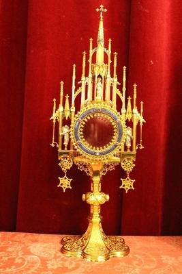 Monstrance With Original Case. style Gothic - style en Bronze / Gilt / Enamel / Stones, Belgium 19th century ( anno 1875 )