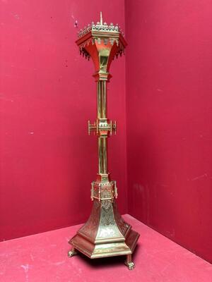 Pascal-Candle - Holder Measures Height Without Pin style Gothic - Style en Brass / Bronze / Gilt, Belgium  19 th century ( Anno 1885 )