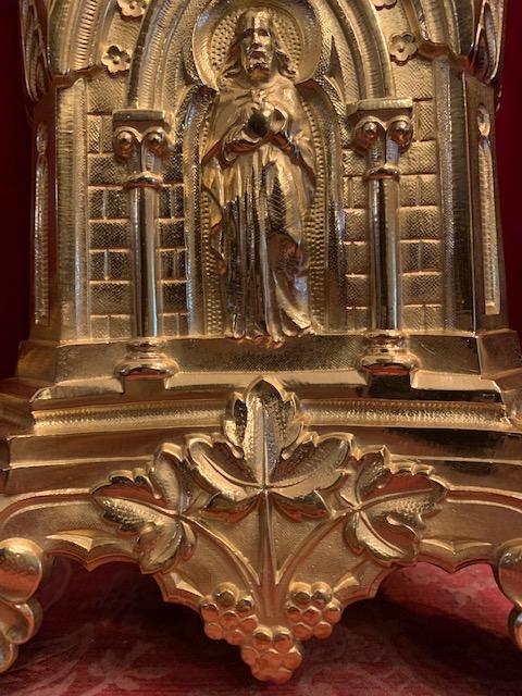 1 Gothic - style Pascal Candlestick Measures Without Pin