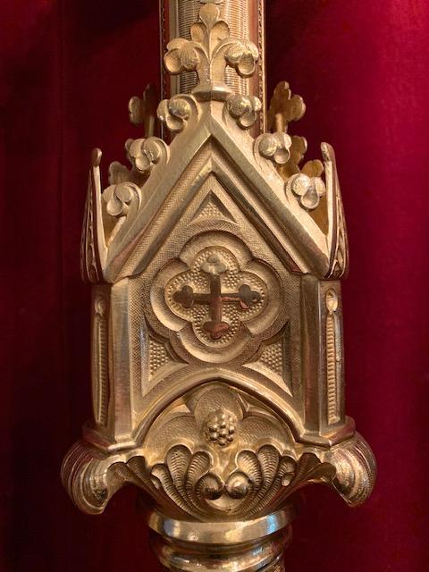 1 Gothic - style Pascal Candlestick Measures Without Pin