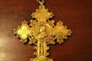 Pectoral Cross / Pectorale.Full Silver Gilt. Higher Price Range ! Cross Of Joannes Baptista Malou. Bishop Of Bruges - Belgium (1848 - 1864) style Gothic - style en full silver / Gilt. Signed and Marked., Belgium 19th century. 1854