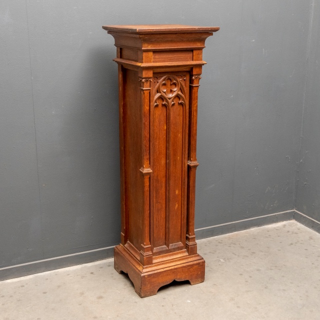 1 Gothic - style Pedestal Statue Stand