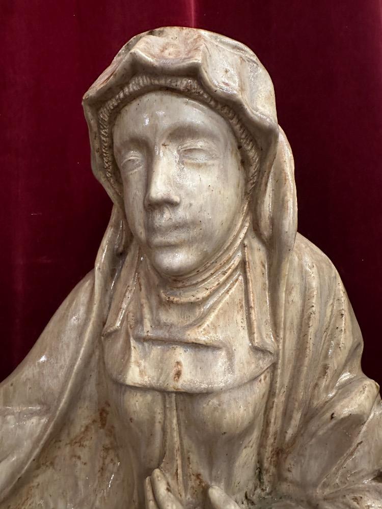 1 Gothic - Style PiëTa