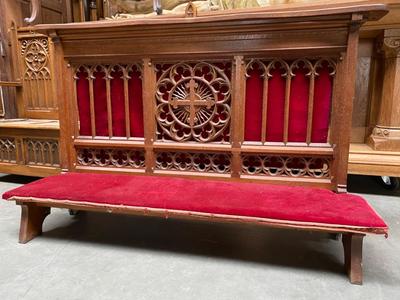 Prayer Bench  style Gothic - style en Oak Wood / Red Velvet, Belgium 19 th century