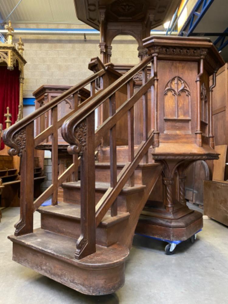 1 Gothic - style Pulpit