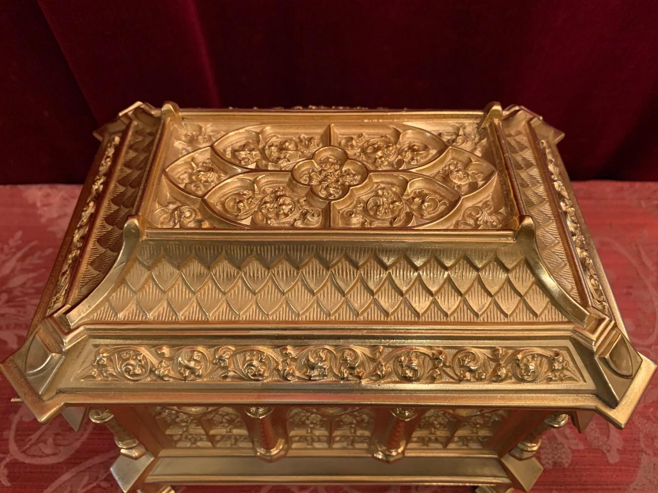 1 Gothic - Style Rare Trunk