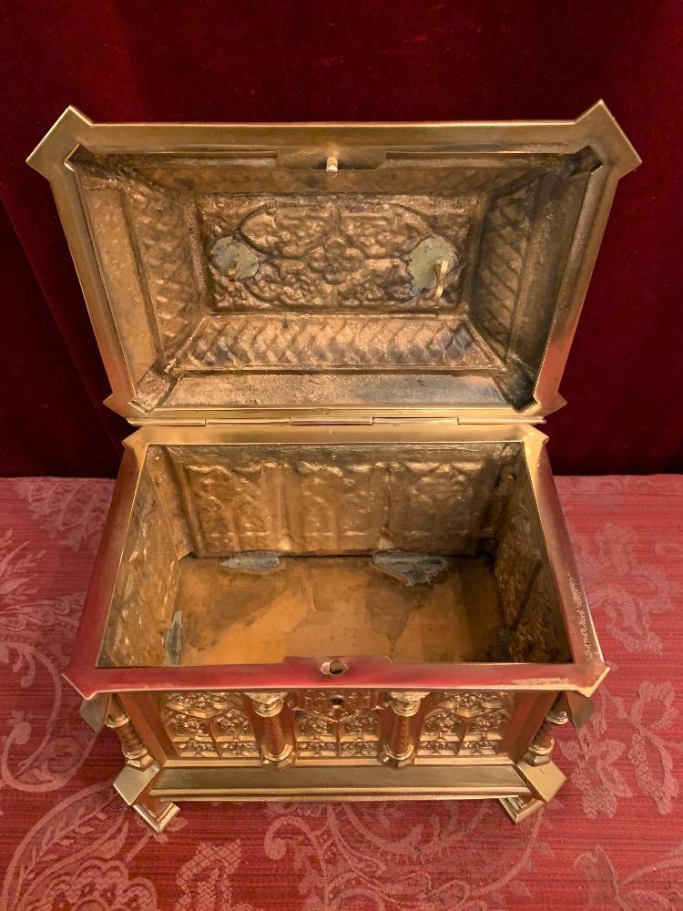 1 Gothic - Style Rare Trunk