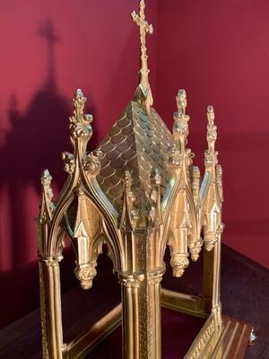 Relic House style Gothic - style en Bronze / Gilt, France 19th century ( anno 1890 )