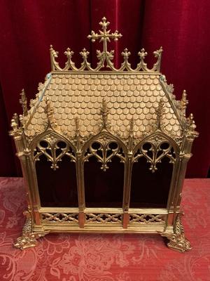 Reliquary style Gothic - Style en Bronze / Polished and Varnished, France 19th century ( anno 1880 )