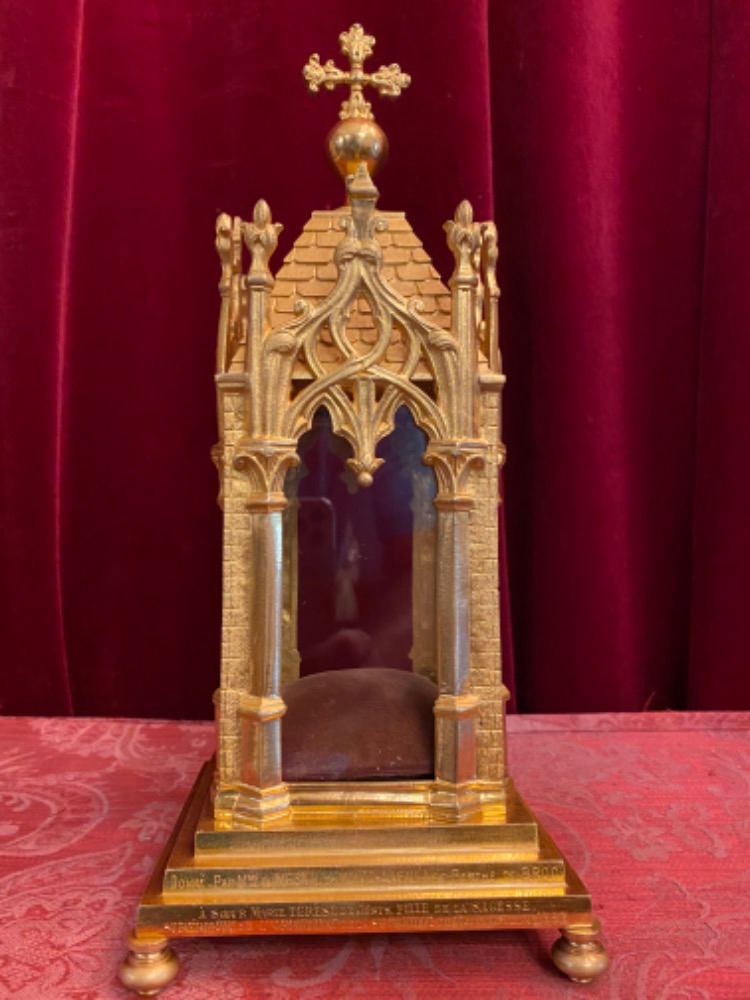 1 Gothic - style Reliquary