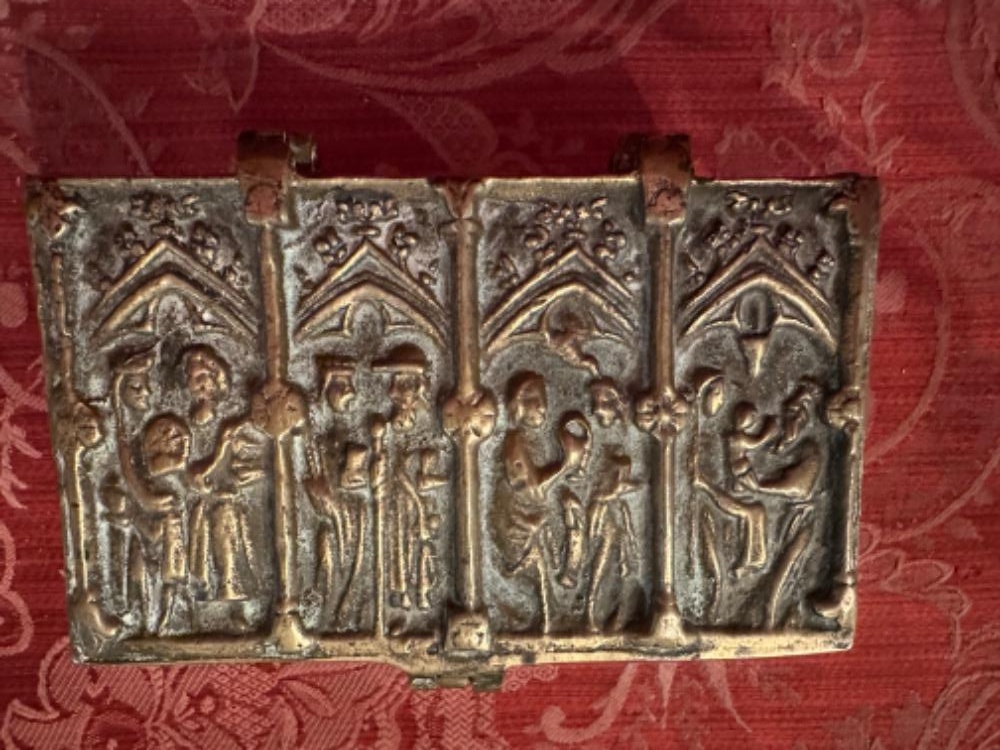 1 Gothic - Style Reliquary - Box