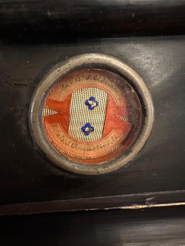 1 Gothic - Style Reliquary - Cross Relics :Relics Ex Ossibus : St. Augustinus / St. Adriani. Ex Ossibus St. Monica / St. Petronilla. Ex Ossibus St. Leonardus. Ex Ossibus ?