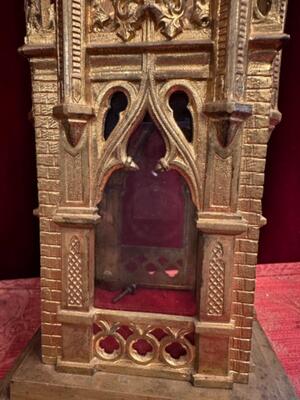 Reliquary - Relic  style Gothic - Style en Bronze Gilt / Glass, France 19 th century ( Anno 1865 )