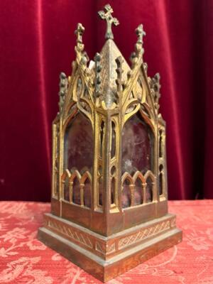 Reliquary - Relic  style Gothic - Style en Bronze Gilt / Glass, France 19 th century ( Anno 1875 )