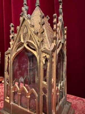 Reliquary - Relic  style Gothic - Style en Bronze Gilt / Glass, France 19 th century ( Anno 1875 )