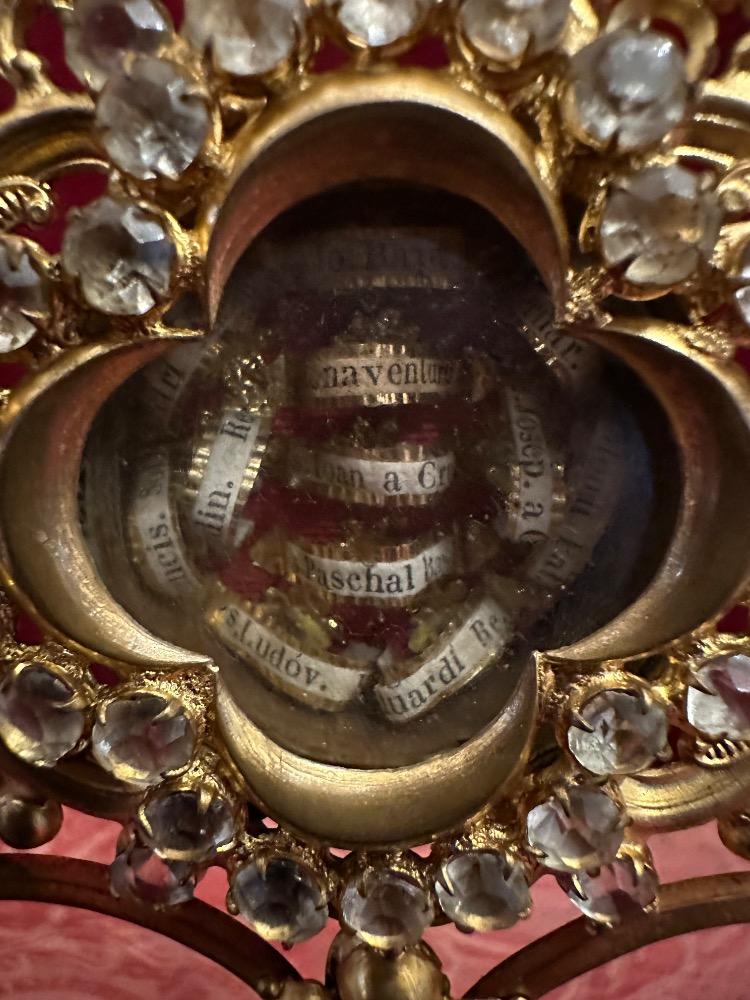 1 Gothic - Style Reliquary - Relic