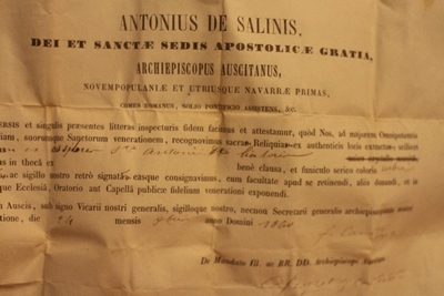 Reliquary - Relic Ex Ossibus St. Antonii De Liatoris ? With Original Document style Gothic - style en Bronze / Gilt / Glass Cillinder, Spain 19th century ( anno 1860 )