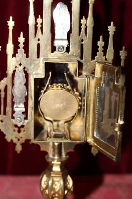 Reliquary Relic - True Cross style Gothic - style en Brass / Bronze / Gilt, 19th century