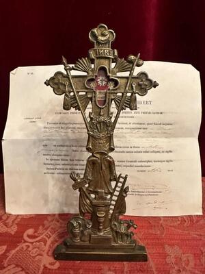 Reliquary - Relic True Cross / S. Crucis With Original Document style Gothic - Style en Bronze / Glass / Originally Sealed, Italy  19 th century ( Anno 1866 )