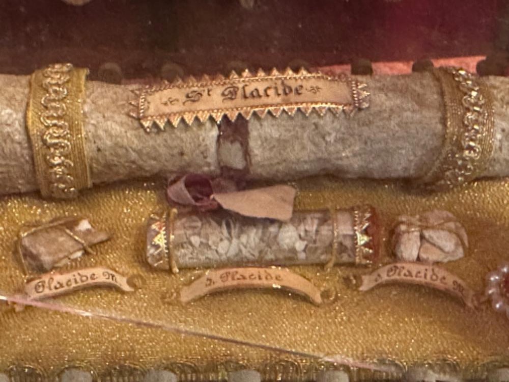 1 Gothic - Style Reliquary - Relics Ex Ossibus ( Bones ) Ex Holy  Places St. Placidus