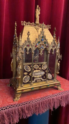 Reliquary - Relics Ex Ossibus St. Gregorius Priest. St. Citus Deacon. St. Brose Priest. With Original Documents style Gothic - style en Brass / Bronze / Gilt / Stones / Glass, France 19 th century ( Anno 1855 )