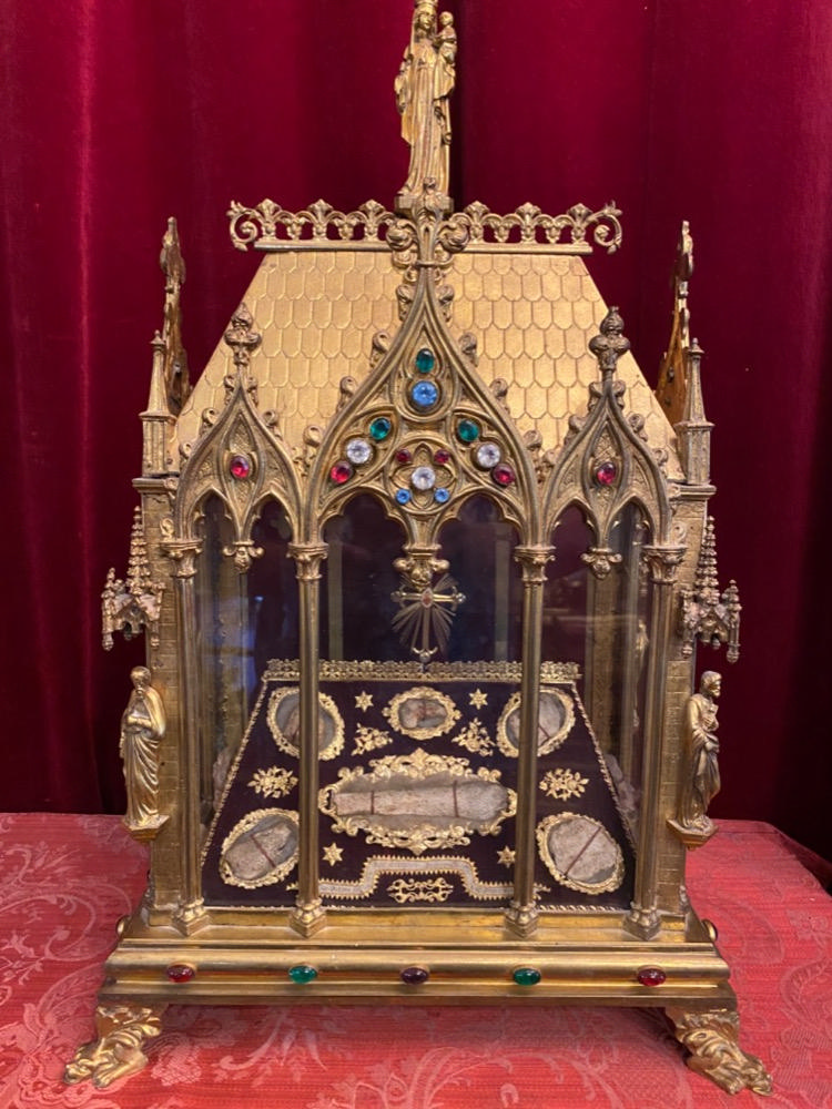 1 Gothic - style Reliquary - Relics Ex Ossibus St. Gregorius Priest. St. Citus Deacon. St. Brose Priest. With Original Documents