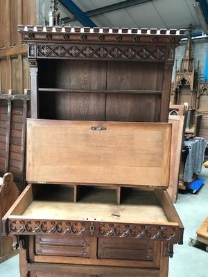 Sacristy-Secretaire / Bookcase / Safe style Gothic - style en Oak wood, Belgium 19th century ( anno 1870 )