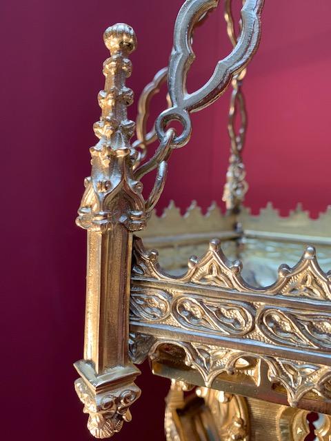 1 Gothic - style Sanctuary Lamp