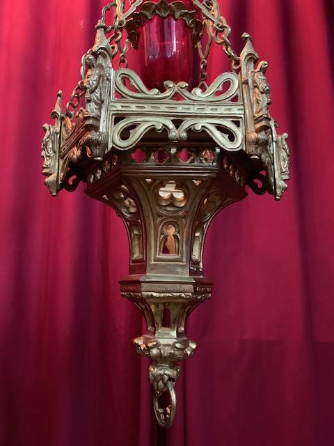 1 Gothic - style Sanctuary Lamp