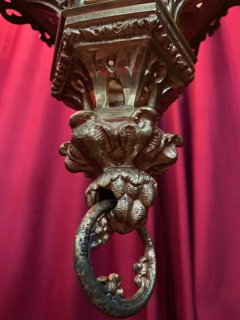 1 Gothic - style Sanctuary Lamp