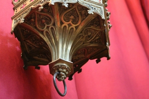 Sanctuary Lamp style Gothic - style en Bronze, France 19th century