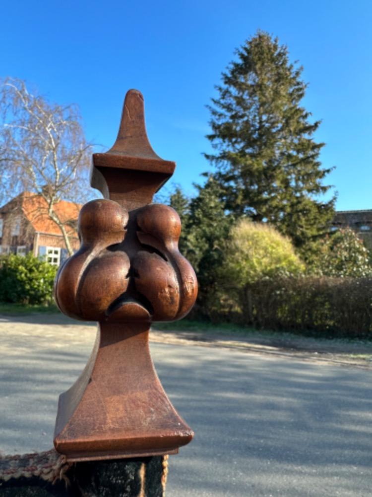 1 Gothic - Style Screen