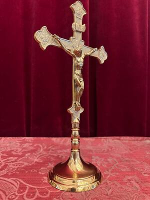 Small Altar - Cross Suitable For Home Chapel ! style Gothic - Style en Brass / Bronze / Polished and Varnished, Belgium  19 th century
