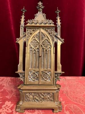 Small Home Altar Imagination St. Mary style Gothic - Style en Bronze /  Porcelain, Italy  19 th century ( Anno 1865 )