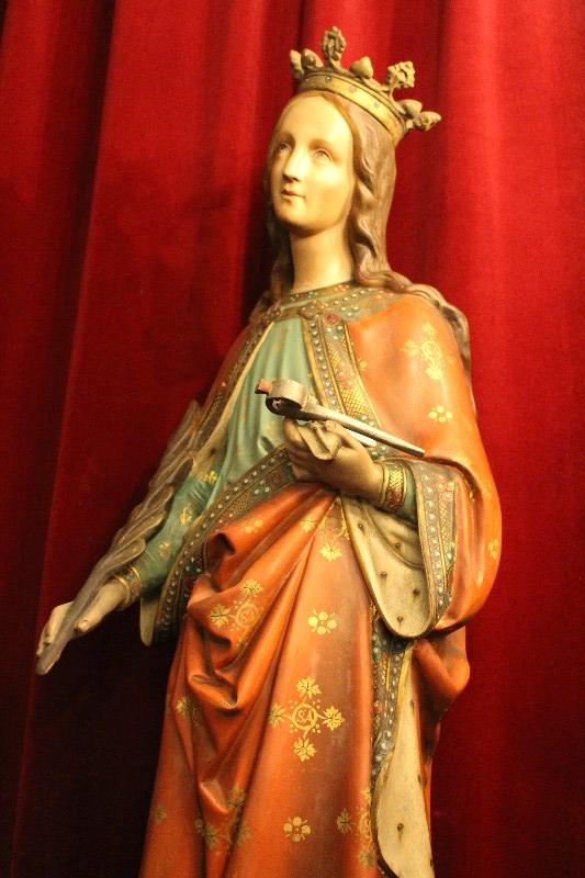 1 Gothic - style St. Appolonia Statue