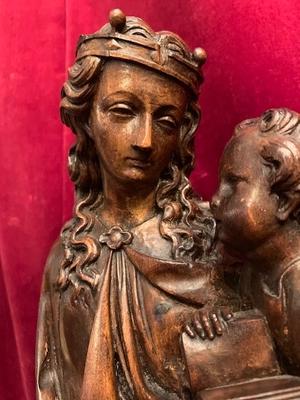 St. Mary & Child Measures Without Pedestal style Gothic - style en hand-carved wood Oak, France 19th century