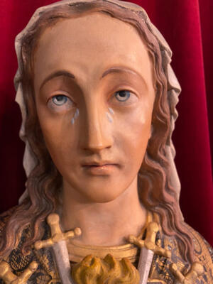 St. Mary Mater Dolorosa  style Gothic - style en Plaster polychrome, Belgium  19 th century ( Anno 1890 )