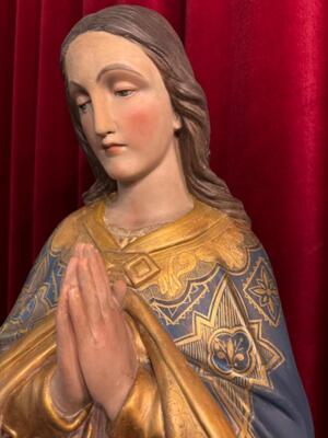 St. Mary Statue  style Gothic - Style en Hand - Carved Wood Polychrome , France 19 th century ( Anno 1865 )