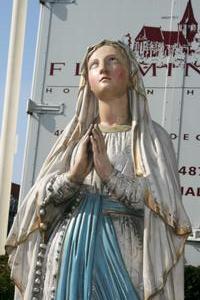 St. Mary Statue style Gothic - Style en PLASTER POLYCHROME, France 19th century ( anno 1895 )