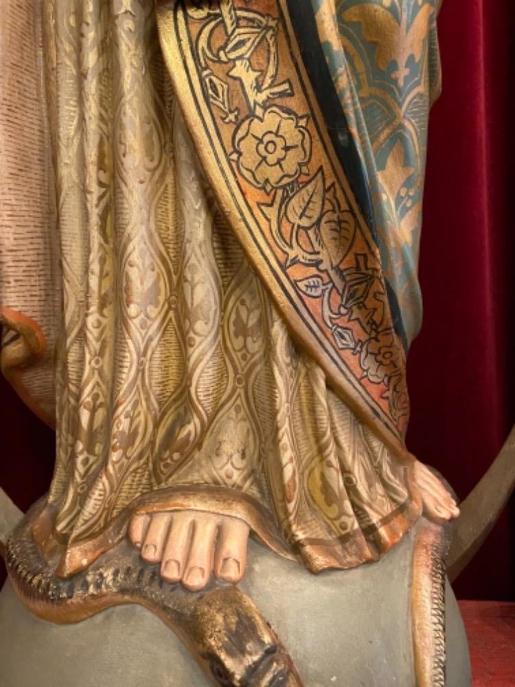 1 Gothic - style St. Mary Statue