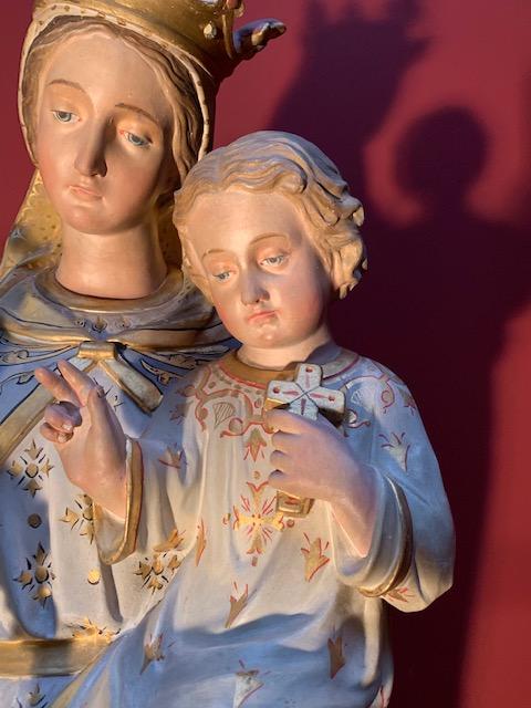 1 Gothic - style St. Mary Statue With Child