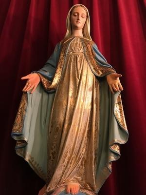 St. Mary Statue With Original Stand. Measures Statue H 90 Cm. style Gothic - style en plaster polychrome / Wood Oak, France 19th century ( anno 1890 )