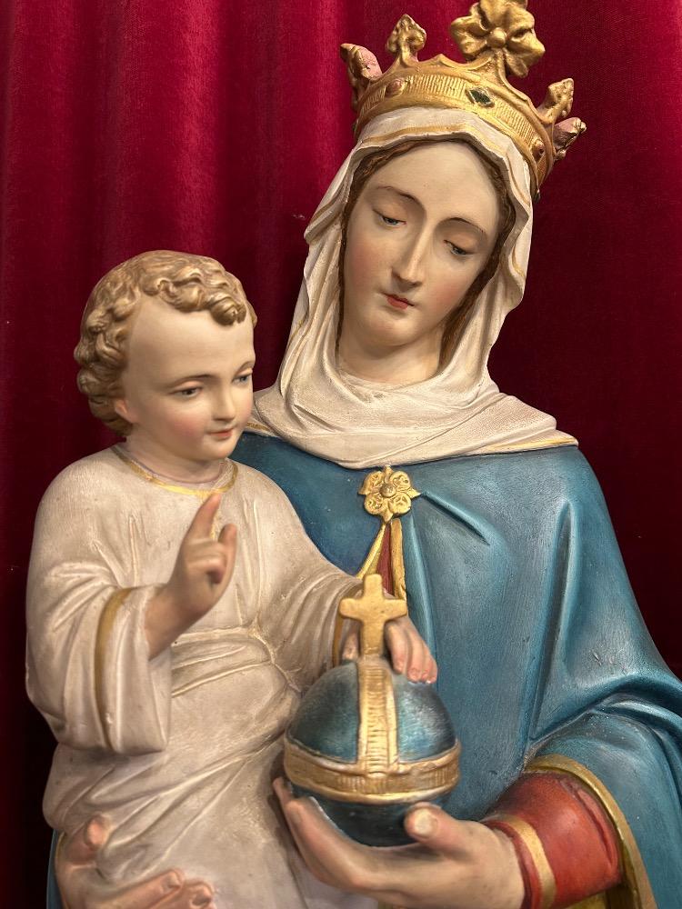 1 Gothic - style St. Mary With Child Statue